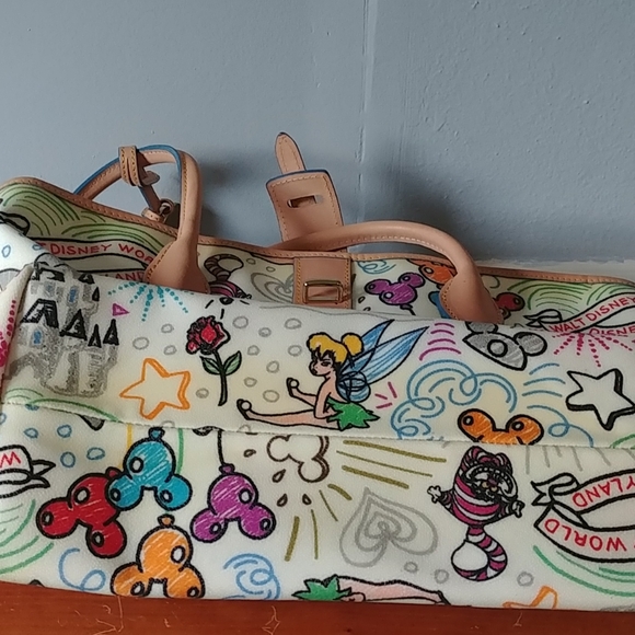 Disney - Picture 8 of 8